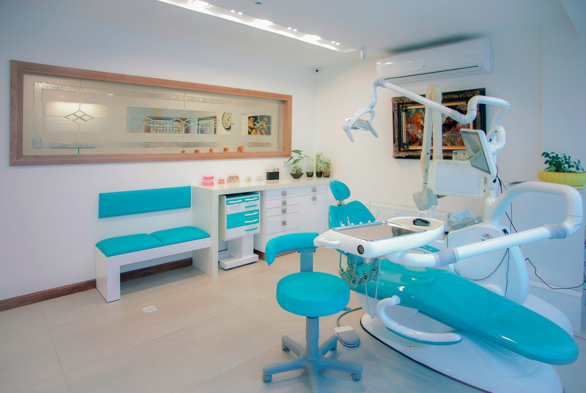 white and blue hospital bed